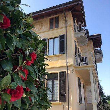 Villa Peachey, Intero Piano Con Giardino 斯特雷萨 外观 照片
