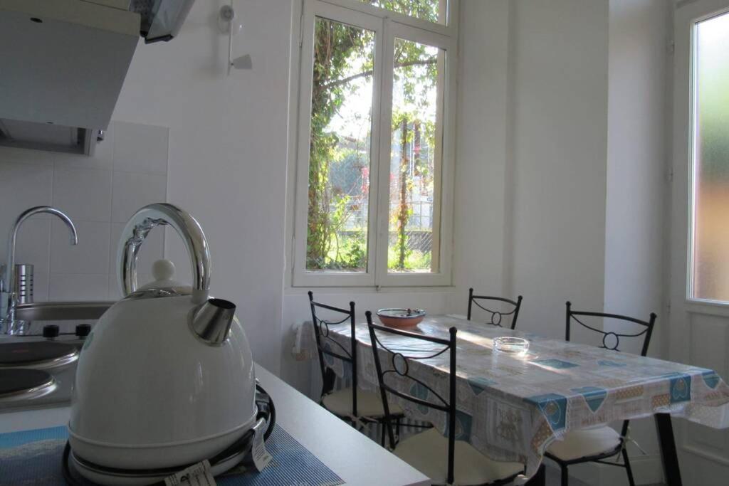 Villa Peachey, Intero Piano Con Giardino 斯特雷萨 外观 照片